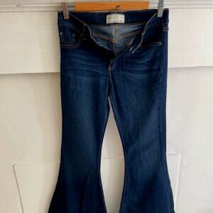 FREE PEOPLE (BELL BOTTOM JEANS)